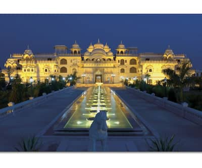 https://imgcld.yatra.com/ytimages/image/upload/t_hotel_yatra_city_desktop/v1440416138/Domestic Hotels/Hotels_Jaipur/Shiv Vilas/Overview.jpg